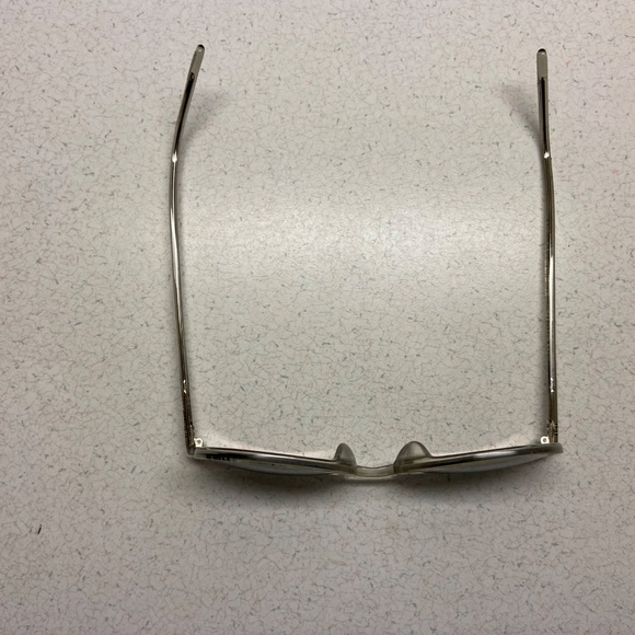 Oliver People’s O’Malley Sunglasses - Picture 10 of 13